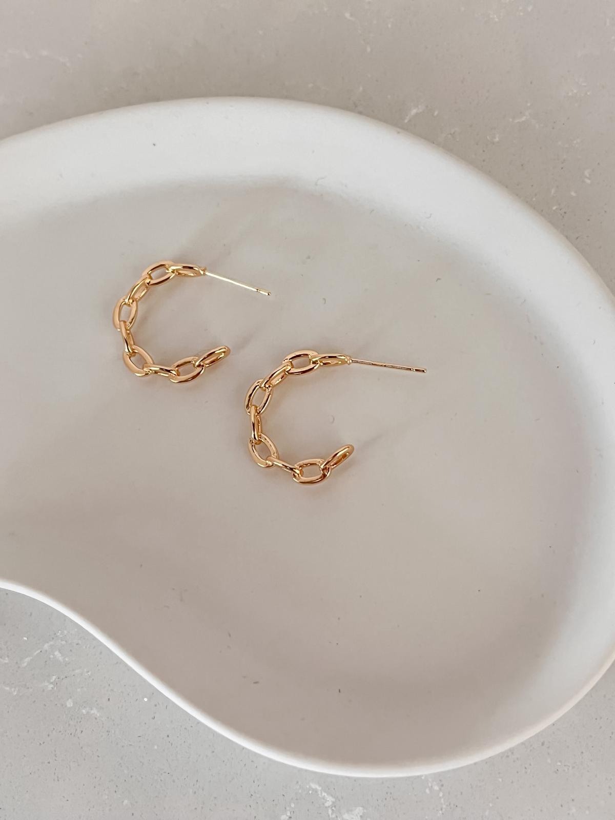 Chain hoops