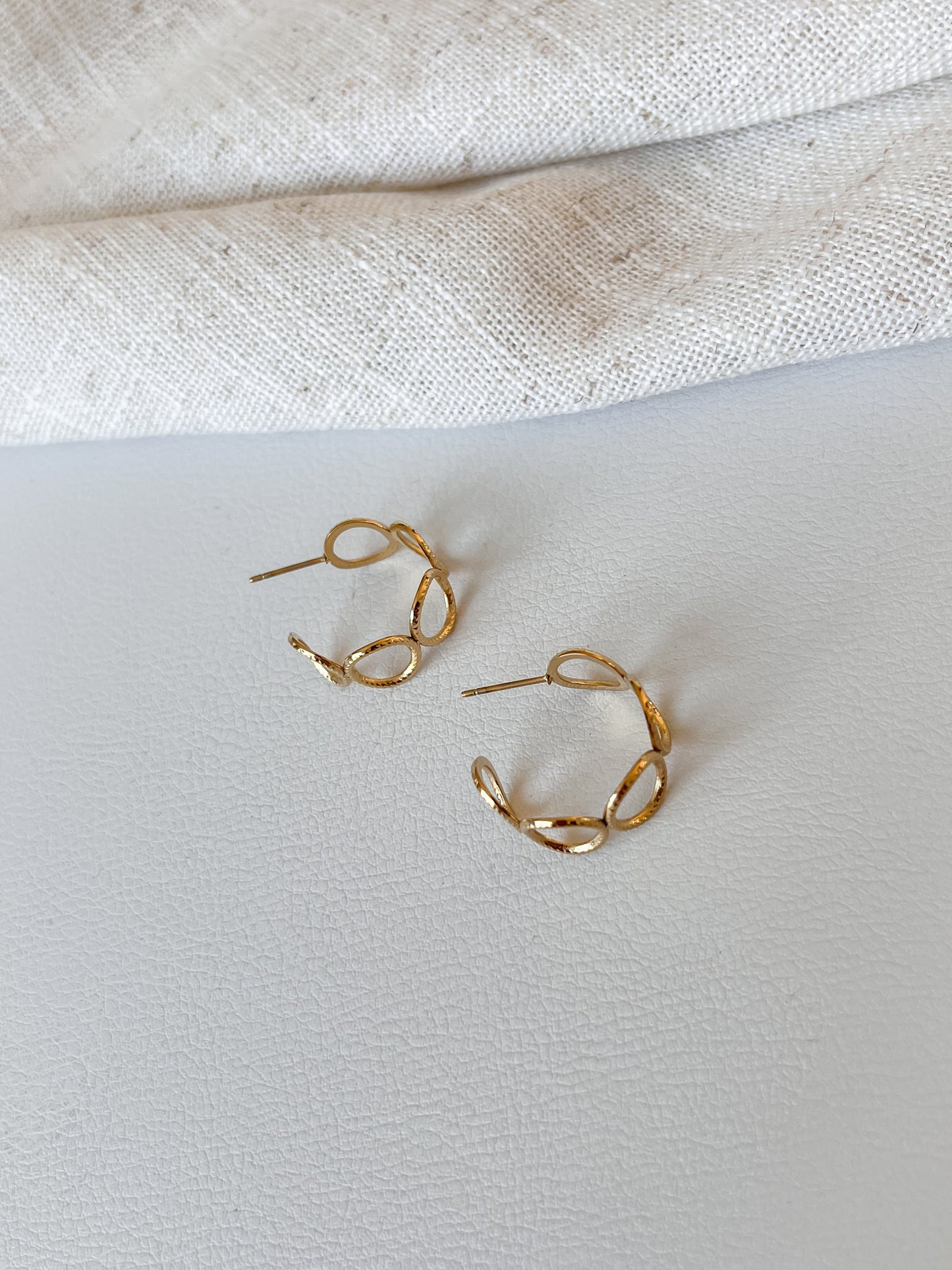 Round hoops