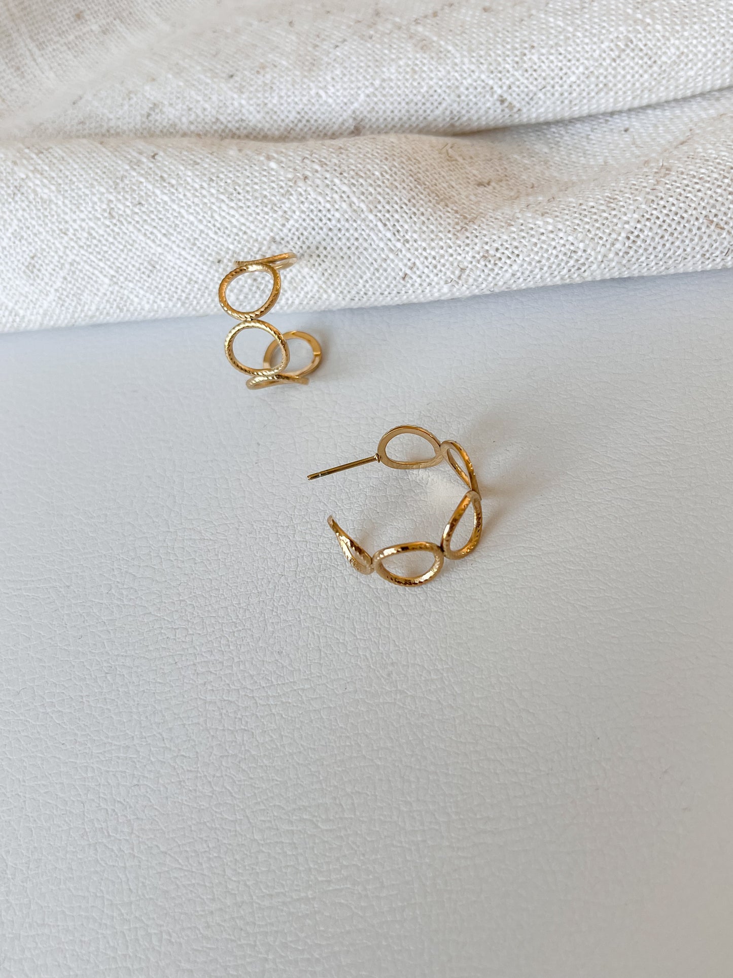 Round hoops