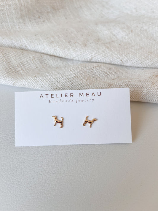 Dog studs